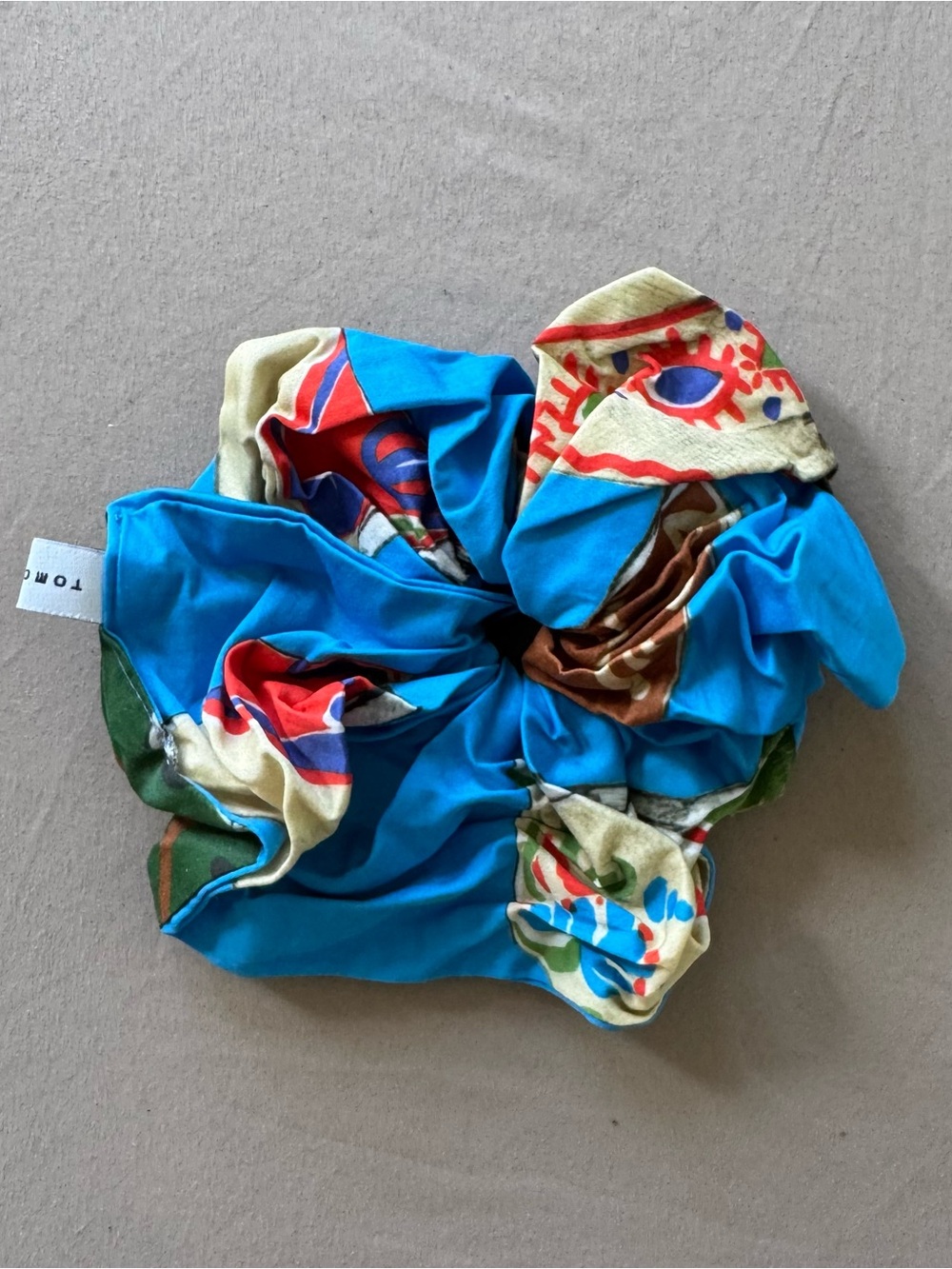 TOMCSANYI artistic printed scrunchie